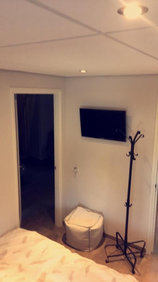 Overloon Voormalig Politiebureau Bed & Breakfast エクステリア 写真